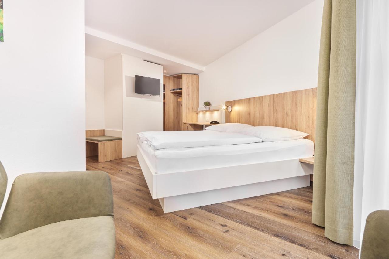 Hotel Garni Gaestehaus Am Muehlbach オットーベウーレン エクステリア 写真