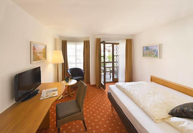 Hotel Garni Gaestehaus Am Muehlbach オットーベウーレン エクステリア 写真